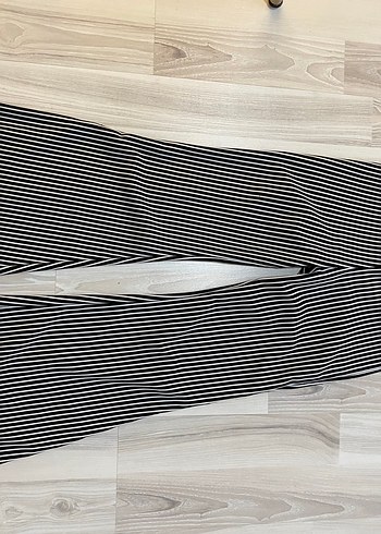 Kadın siyah beyaz Çizgili  Kumaş Pantolon - Görsel 2