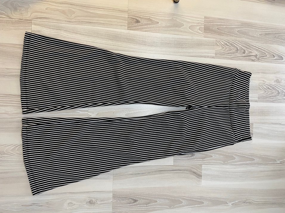 Kadın siyah beyaz Çizgili  Kumaş Pantolon - Görsel 2