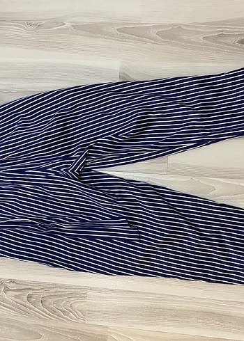 Lacivert Çizgili Pilili Kadın Pantolon - Görsel 3