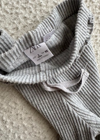 Kız Çocuk Gri Triko Tayt - Görsel 3