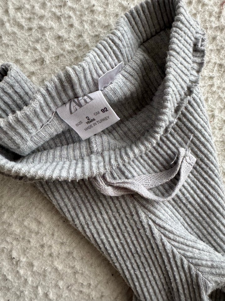 Kız Çocuk Gri Triko Tayt - Görsel 3