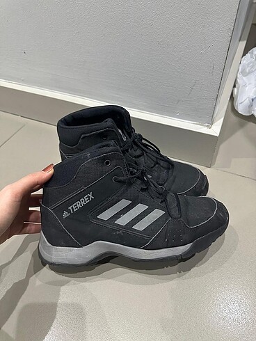 Erkek Çocuk Bot Adidas Terrex