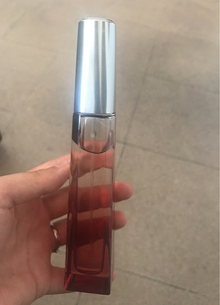 Avon parfüm