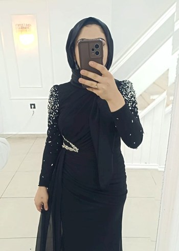 Siyah taşlı abiye