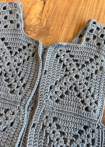 Kız Çocuk Mavi Örgü Bohem Yelek - Görsel 2