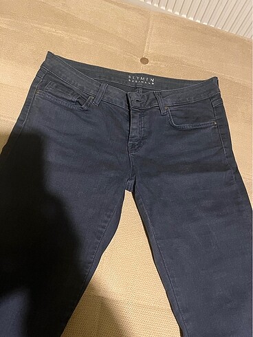 Beymen Beymen pantolon paça kısmı az ispanyoldur