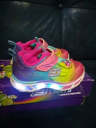 İşıkli Skechers spor ayakkabi