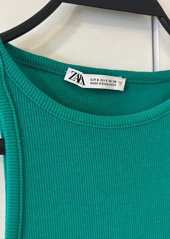 Zara Yeşil Kolsuz Midi Elbise