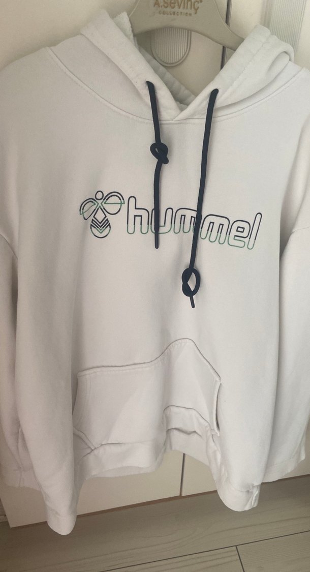 Beyaz Kapüşonlu Sweatshirt - Görsel 3