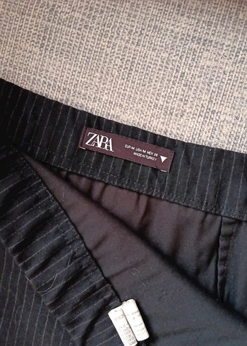 Zara çizgili Siyah Midi Etek Fermuarlı 38 beden - Görsel 2