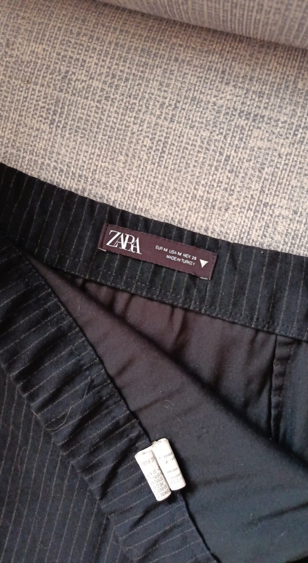 Zara çizgili Siyah Midi Etek Fermuarlı 38 beden - Görsel 2