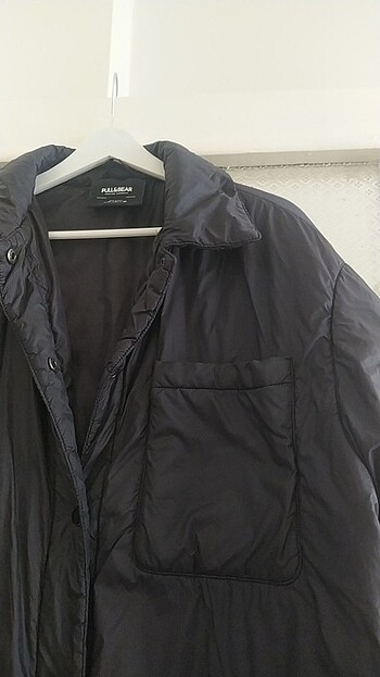 m Beden Pull and Bear M beden siyah yağmurluk