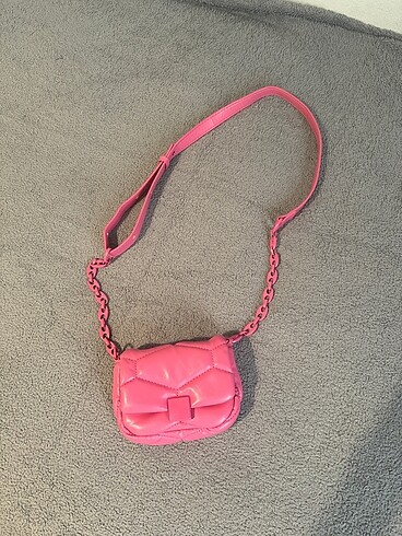 Zara pembe mini puf askılı çanta