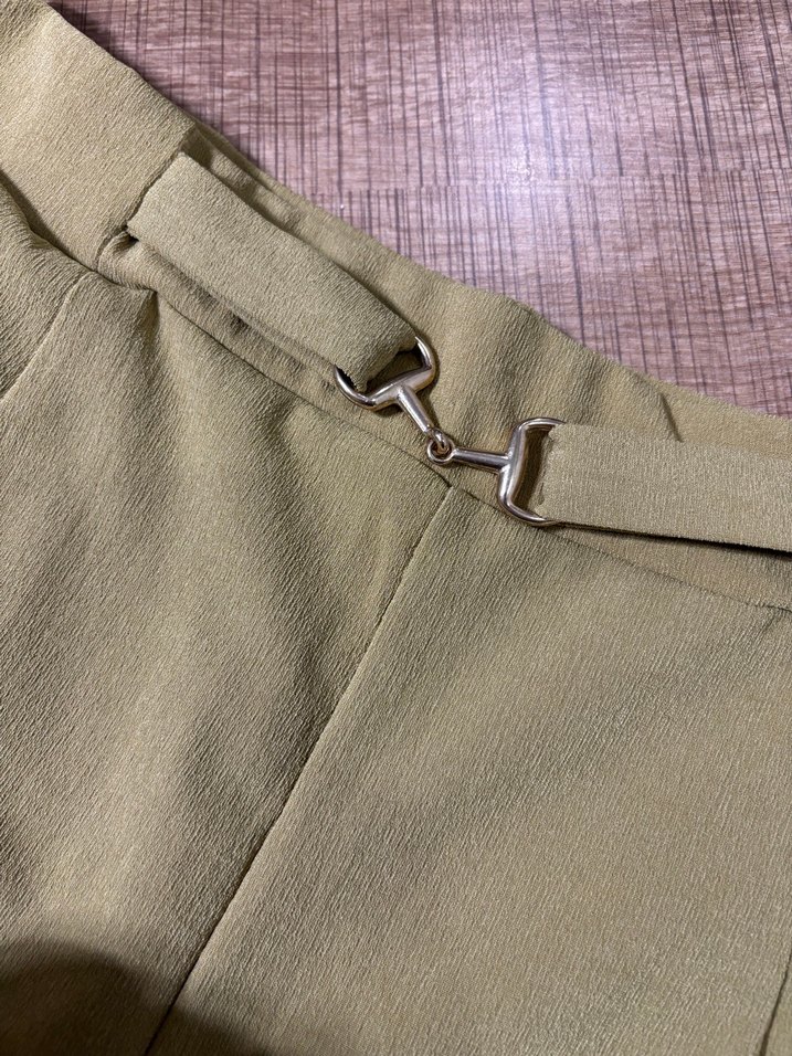 Kadın Yeşil Kemerli Yüksek Bel Mini Şort - Görsel 3