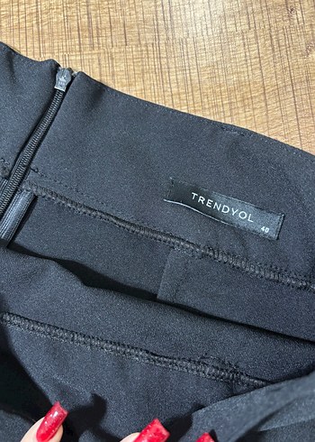 Siyah Pileli Mini Etek - Görsel 2