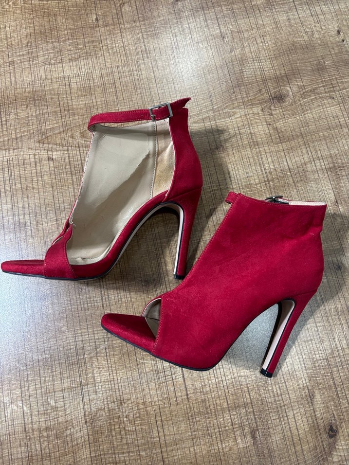 Kırmızı stiletto topuklu ayakkabı - Görsel 3