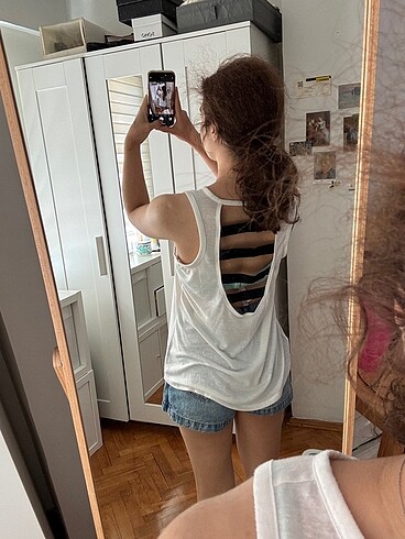 l Beden beyaz Renk Spor arkası dekolteli halter üst