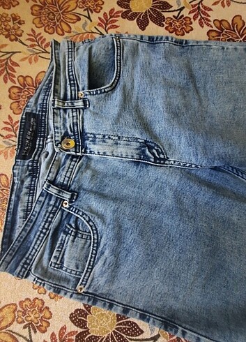 34 Beden mavi Renk kot pantalon 