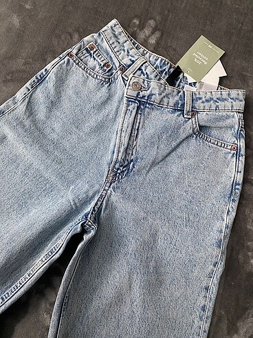 h&m asimetrik belli jean