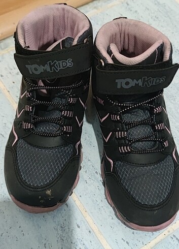 TOMS Kız çocuk botu kışlık iyi durumda