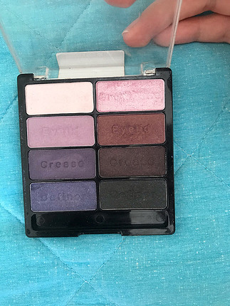 Mor lila wet n wild far paleti