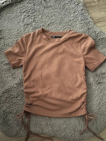 s Beden Zara Yanı Büzgülü Crop Bluz