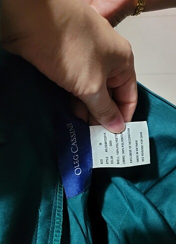 36 Beden yeşil Renk Oleg Cassini abiye