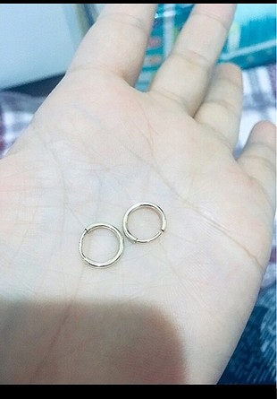 ALTIN halka küpe . 14 ayar , 0,70gr