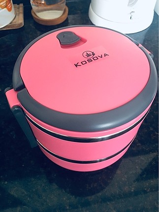 Çok tatlı pembe yemek saklama kabı