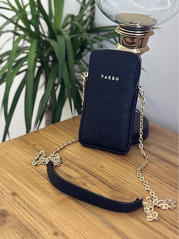 Vakko Model Monogram Askılı Çanta