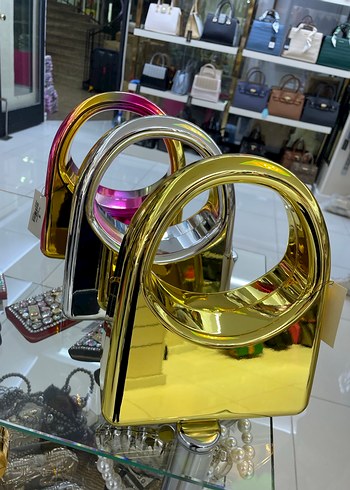 Parlak Metal Altın Kadın Çanta