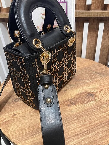 Beden Christian Dior New Style 16/20