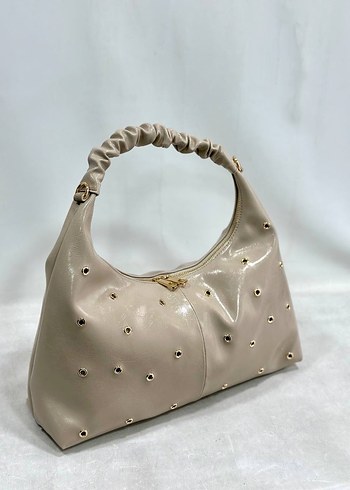Boncuk İşlemeli Parlak Deri Kadın Çanta - Görsel 9