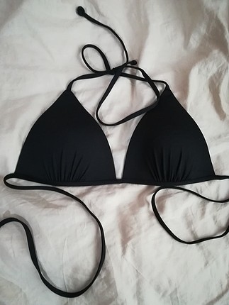 Siyah bikini üstü