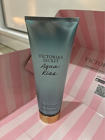 Victoria s Secret VİCTORİAS SECRET AQUA KİSS ORJİNAL ÜRÜN