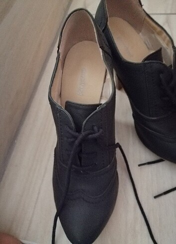 Topuklu ayakkabı - Görsel 3
