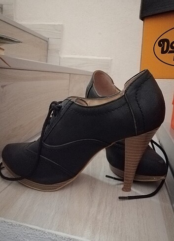 Topuklu ayakkabı - Görsel 4