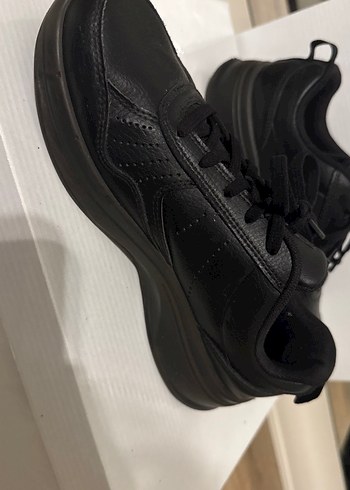 Skechers Siyah Kadın Deri Spor Ayakkabı - Görsel 4