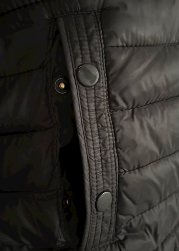 Erkek Siyah Şapkalı Mont Bershka - Görsel 3