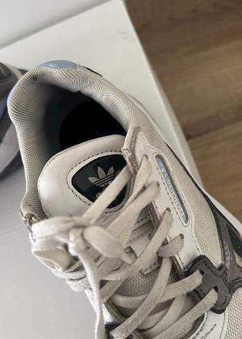 Adidas Falcon Model Bağcıklı Kadın Spor Ayakkabı - Görsel 6