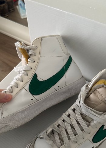 Nike Beyaz Yeşil Bilekli Kadın Spor Ayakkabı Blazer MİD 77 - Görsel 5