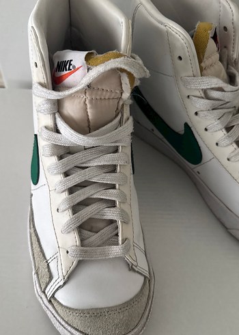 Nike Beyaz Yeşil Bilekli Kadın Spor Ayakkabı Blazer MİD 77 - Görsel 2