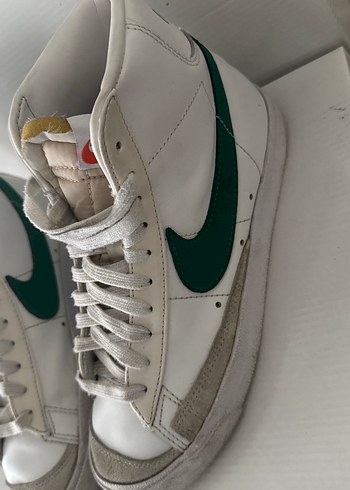 Nike Beyaz Yeşil Bilekli Kadın Spor Ayakkabı Blazer MİD 77 - Görsel 4