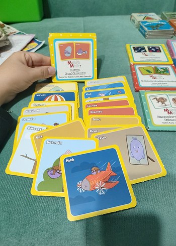 Çocuklar için renkli ve eğitici kitap seti - Görsel 6