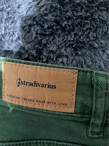 Stradivarius Stradivarius ispanyol paça yeşil pantolon