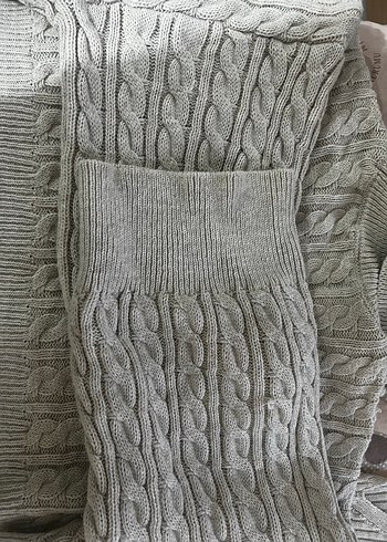 Uzun Bej Yüksek Yakalı Triko Elbise - Görsel 3