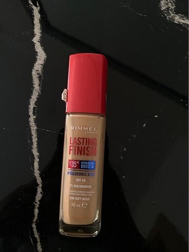 Rimmel London fondöten - Görsel 5