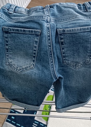 Erkek Çocuk Mavi Dar Kesim Kot Şort - Görsel 2