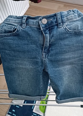 Erkek Çocuk Mavi Dar Kesim Kot Şort - Görsel 4