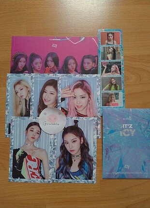 Itzy It'z Icy Pre-order Benefit Set
